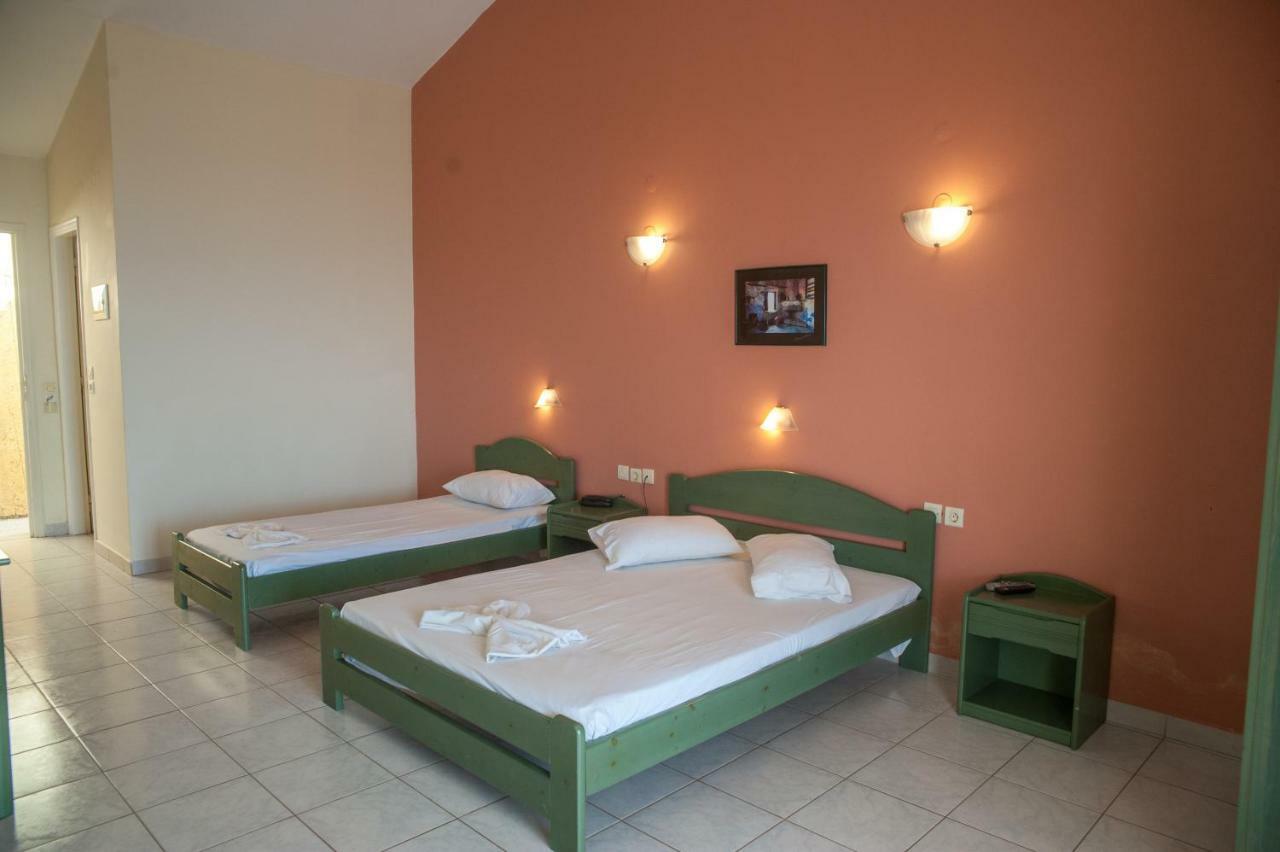 Mouikis Sun Village Lakithra Екстер'єр фото